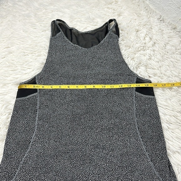 Lululemon Sculpt Tank - Picture 2 of 3